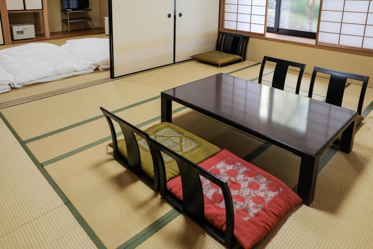 Ajisai Onsen Ryokan - Award Winning Private Open Air Onsen Hakone Buitenkant foto